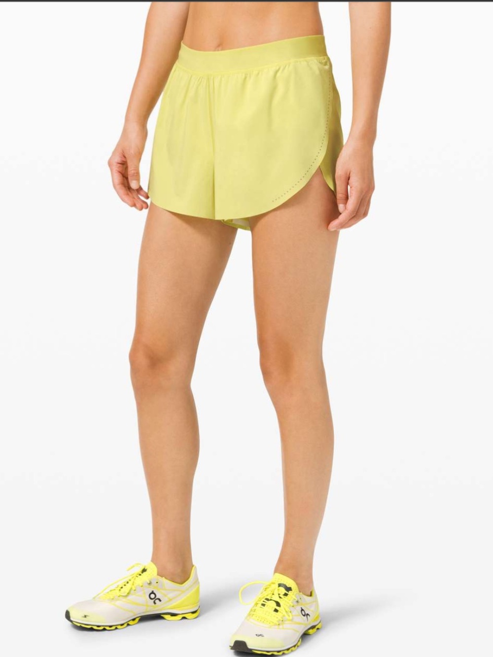 Lululemon find your pace 3inch reflective shorts size 6 lemon vibe 🍋